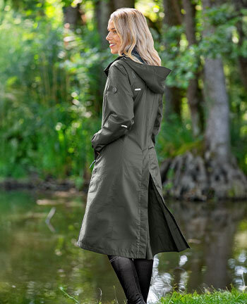 Abbigliamento antipioggia