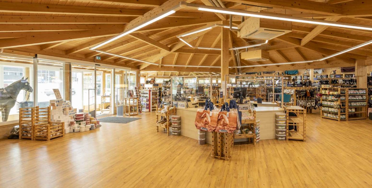Kassenbereich im MEGA STORE