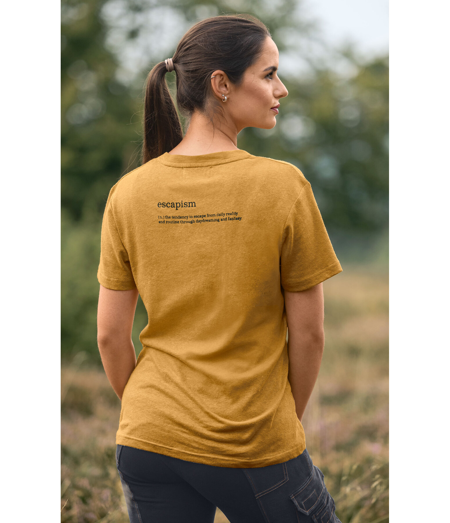 T-shirt Escapism
