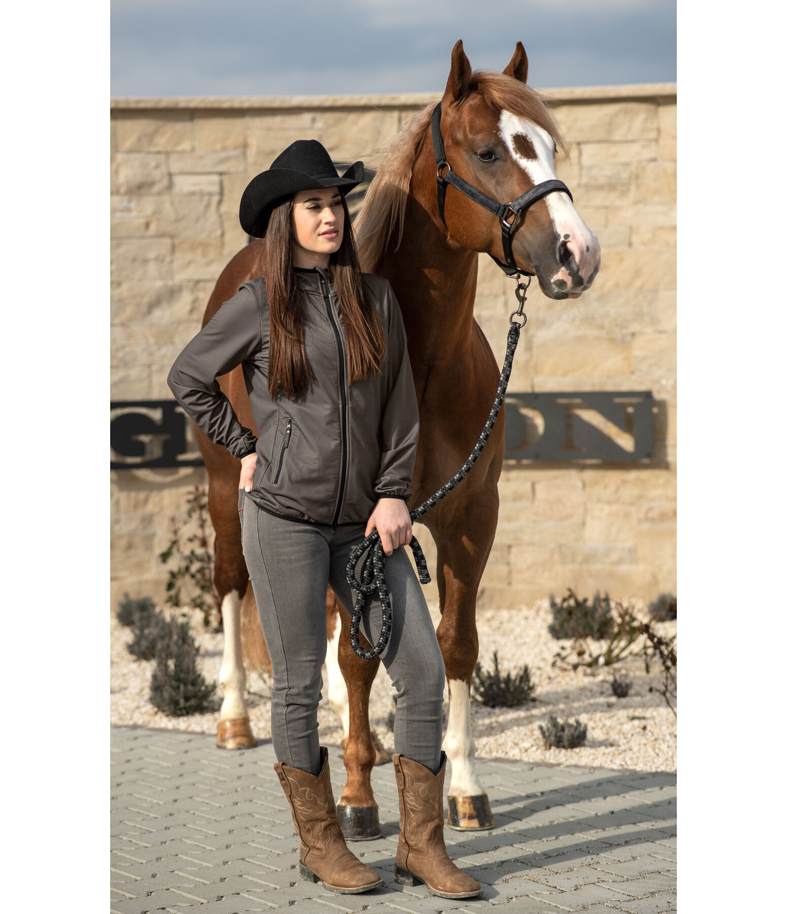 Abbigliamento monta americana 2025