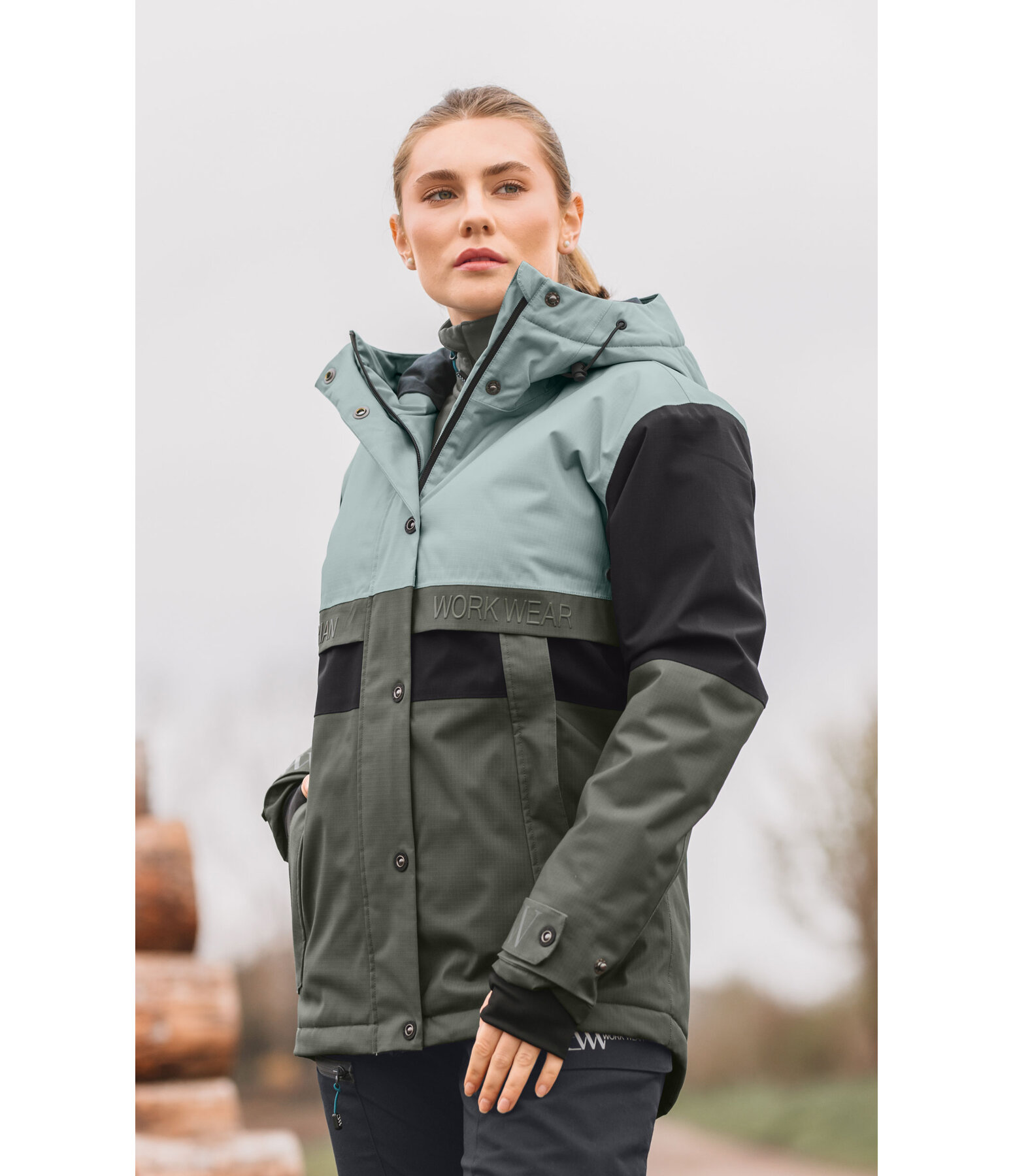 Giacca outdoor invernale con cappuccio