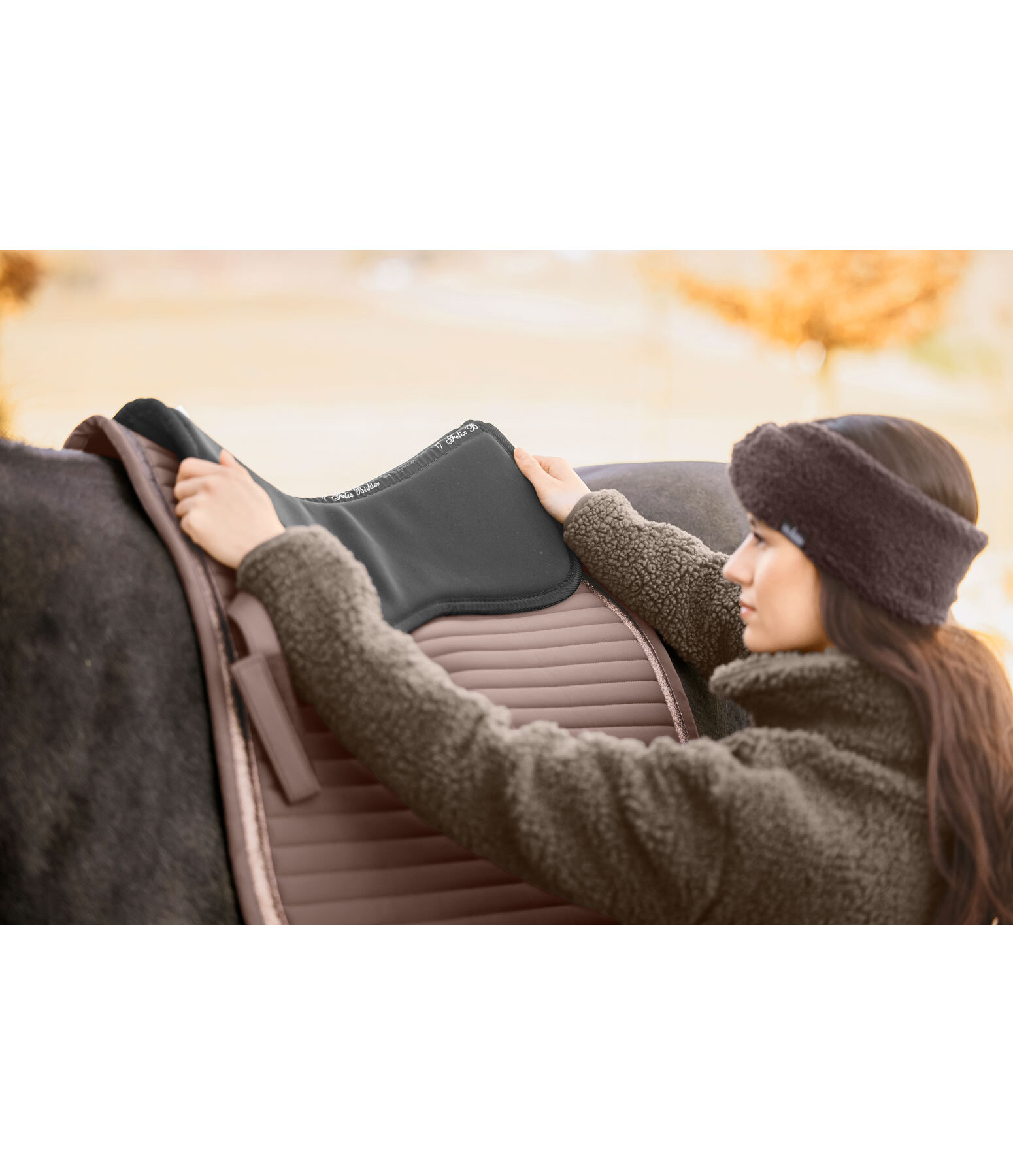 KM Memory Foam Sottopancia Per Cavallo GP – Nero 116 Cm – Traspirante In Coolmax
