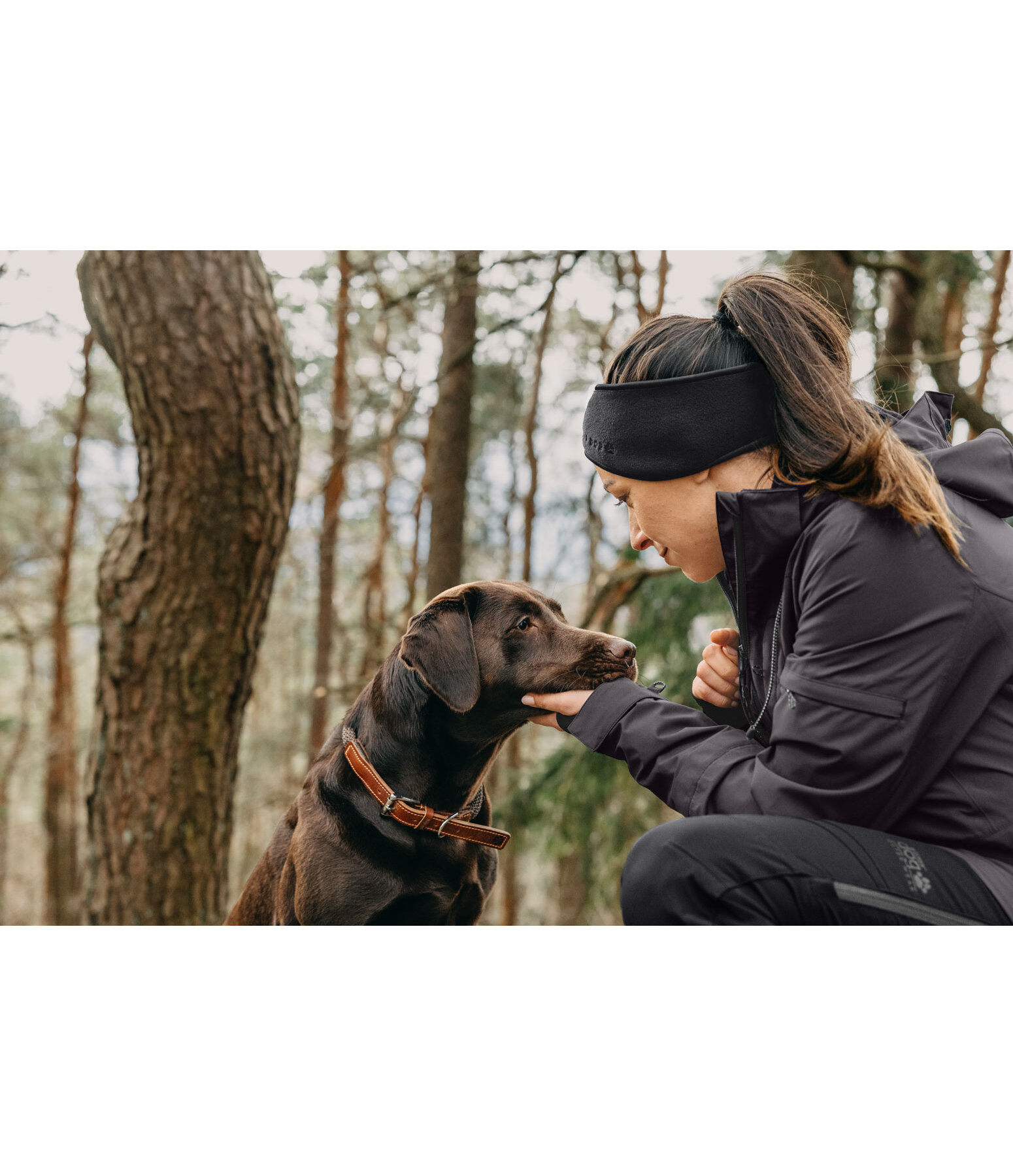 Fascia paraorecchie in pile Foresta