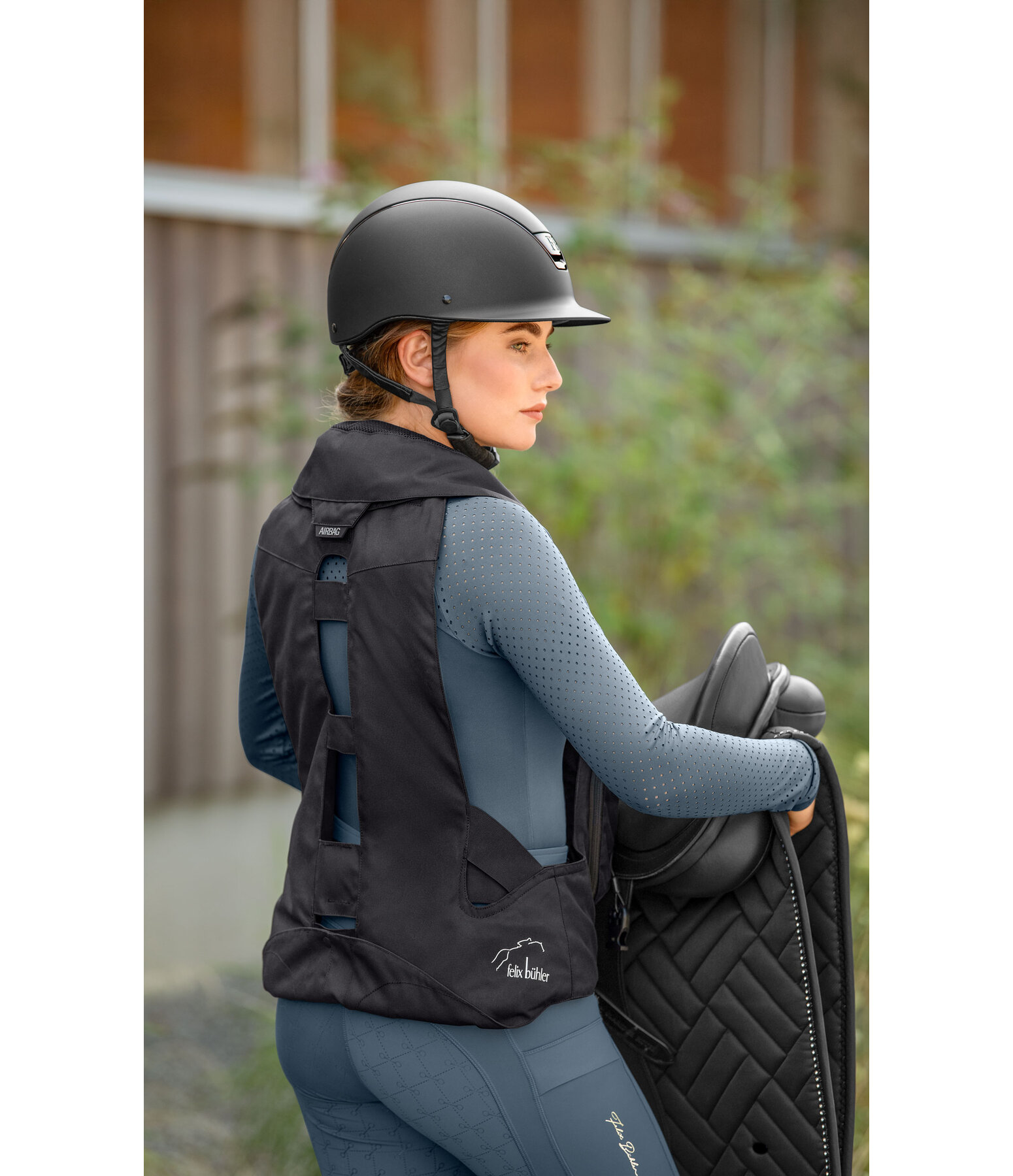 by SPARK Gilet airbag Ultimate Back & Neck Protector
