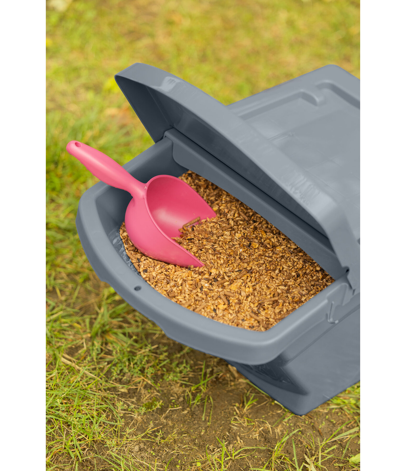 Contenitore per mangime