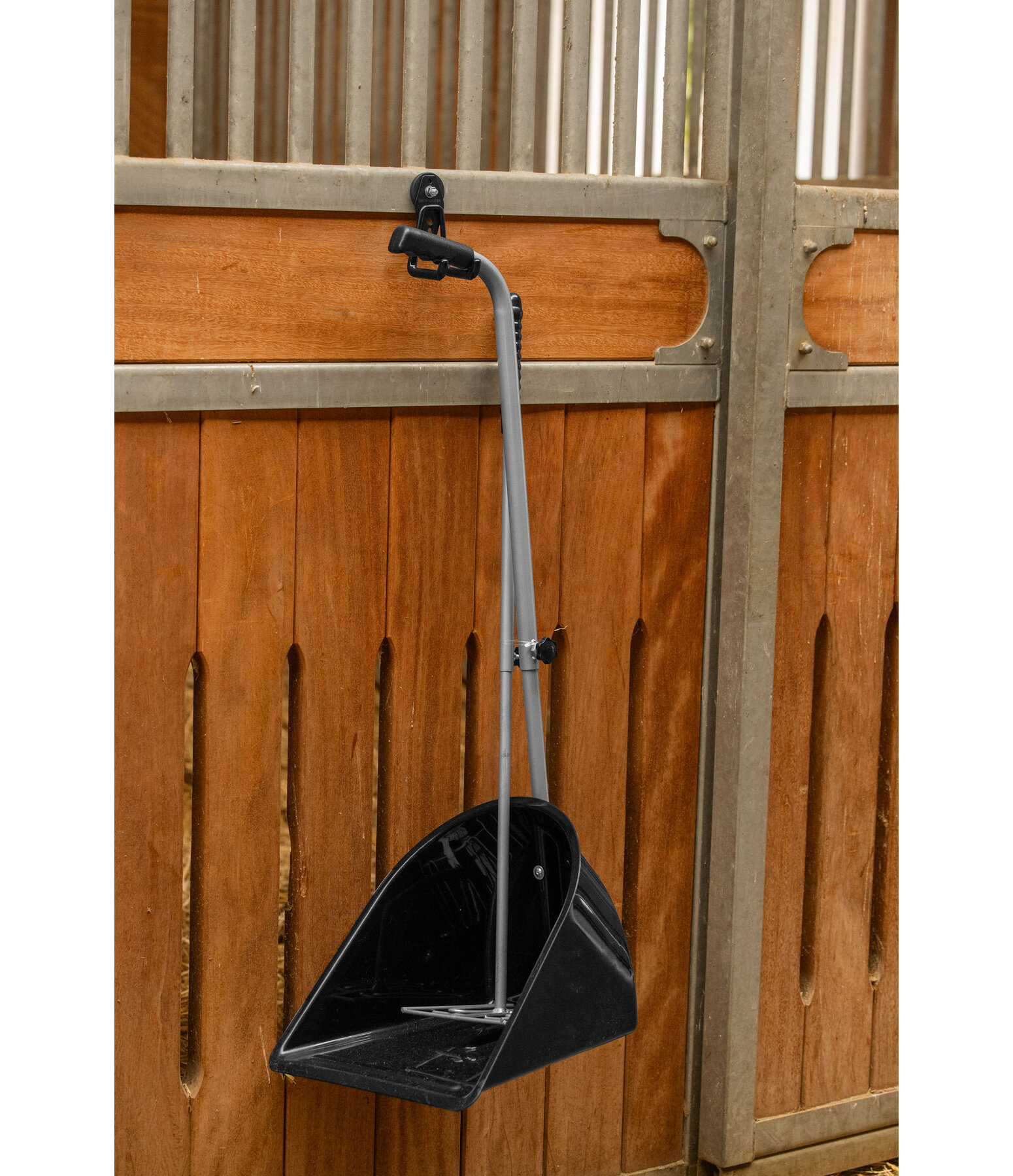 Gancio magnetico universale