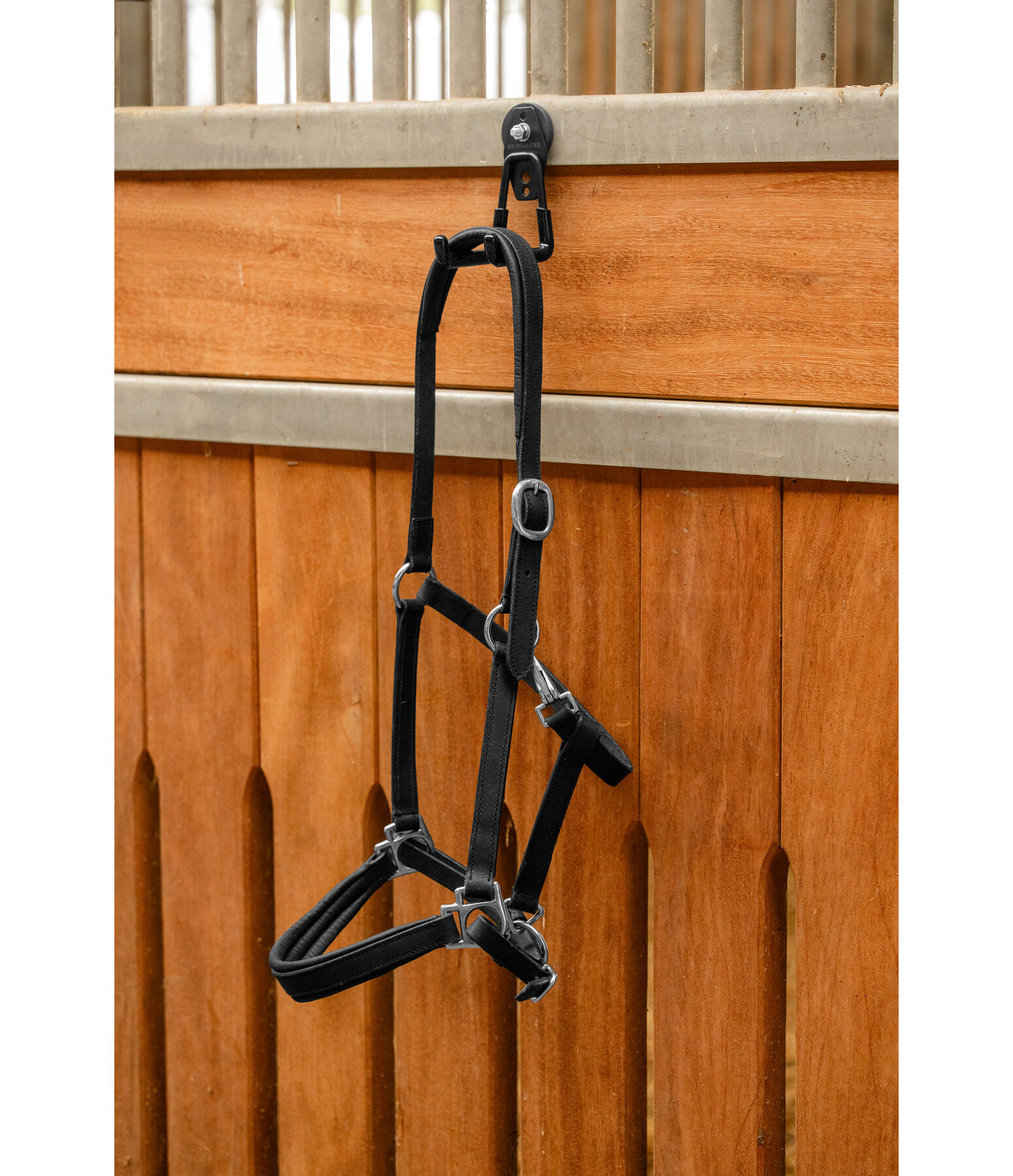 Gancio magnetico universale