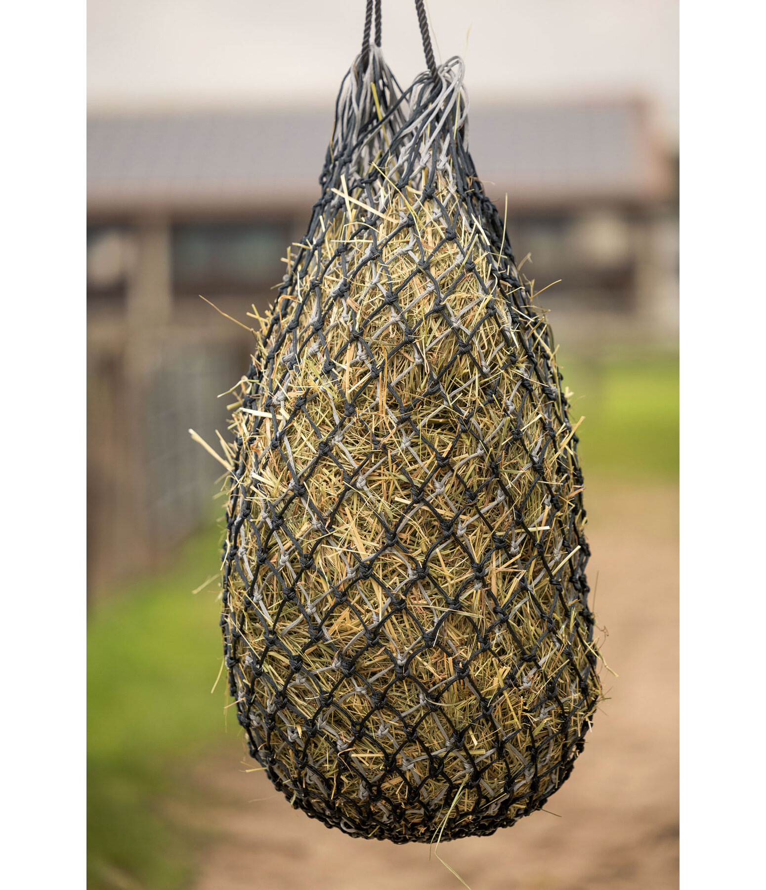 Rete per fieno doppiostrato, larghezza maglia 5 x 5 cm, capacit� 6 kg