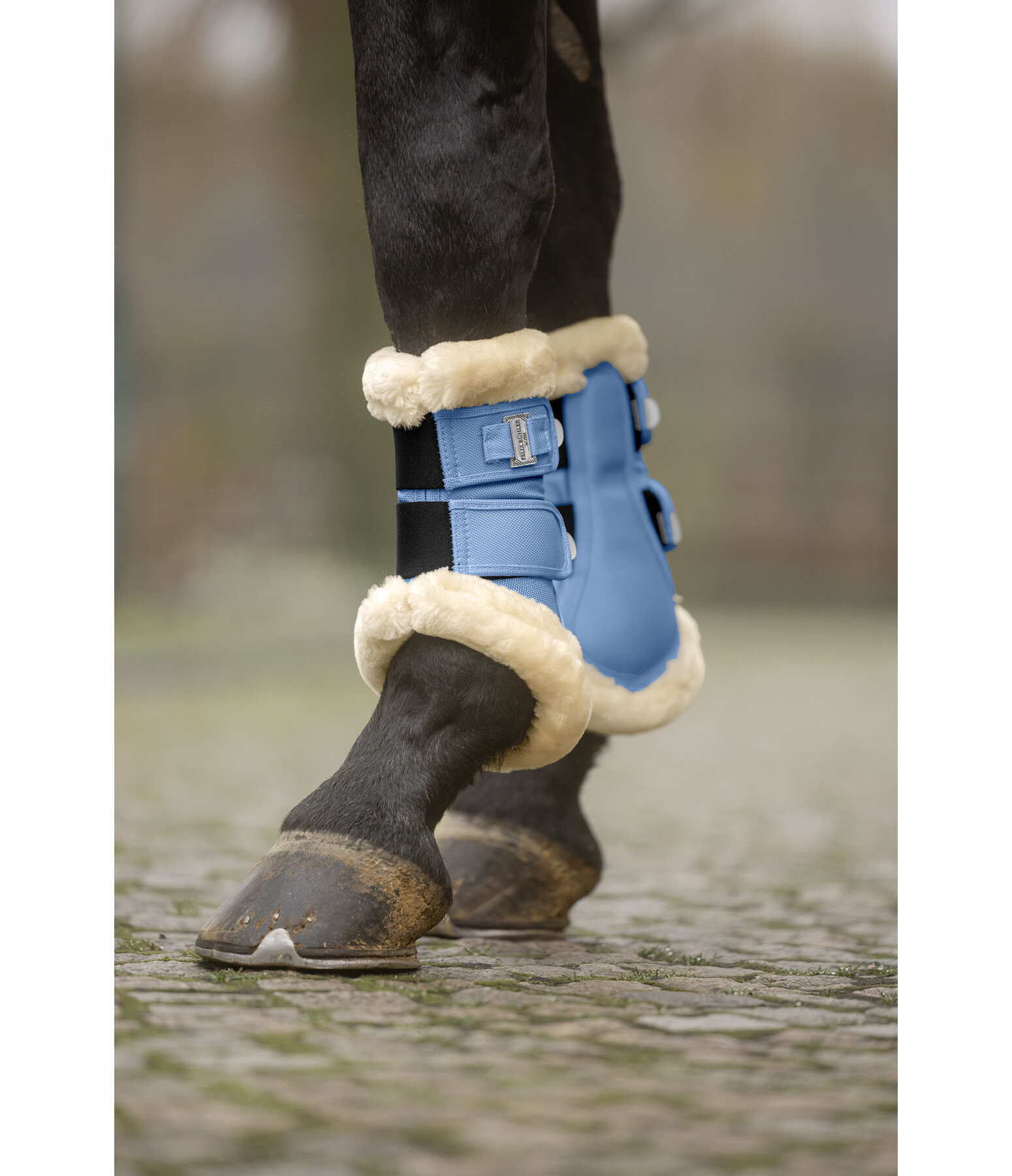 Stinchiere da dressage con pelliccia sintetica Essential, anteriori