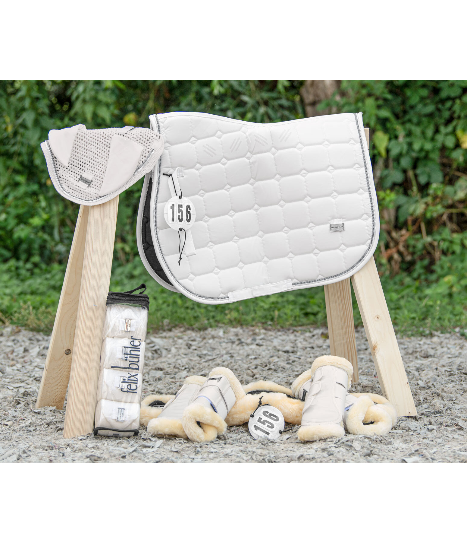 Stinchiere dressage con pelliccia sintetica Essential, posteriori