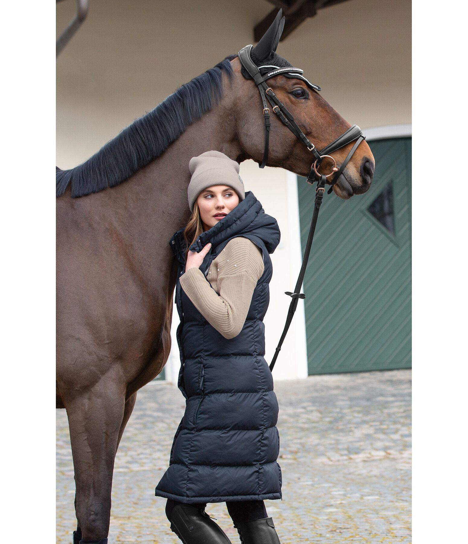 Gilet lungo con cappuccio Clara