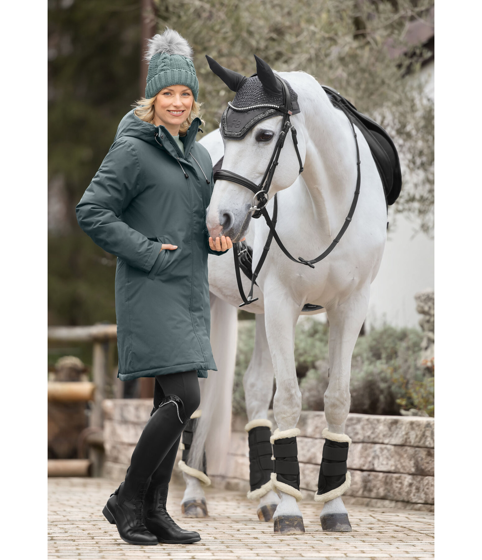 Cappotto da equitazione funzionale con cappuccio Amelie