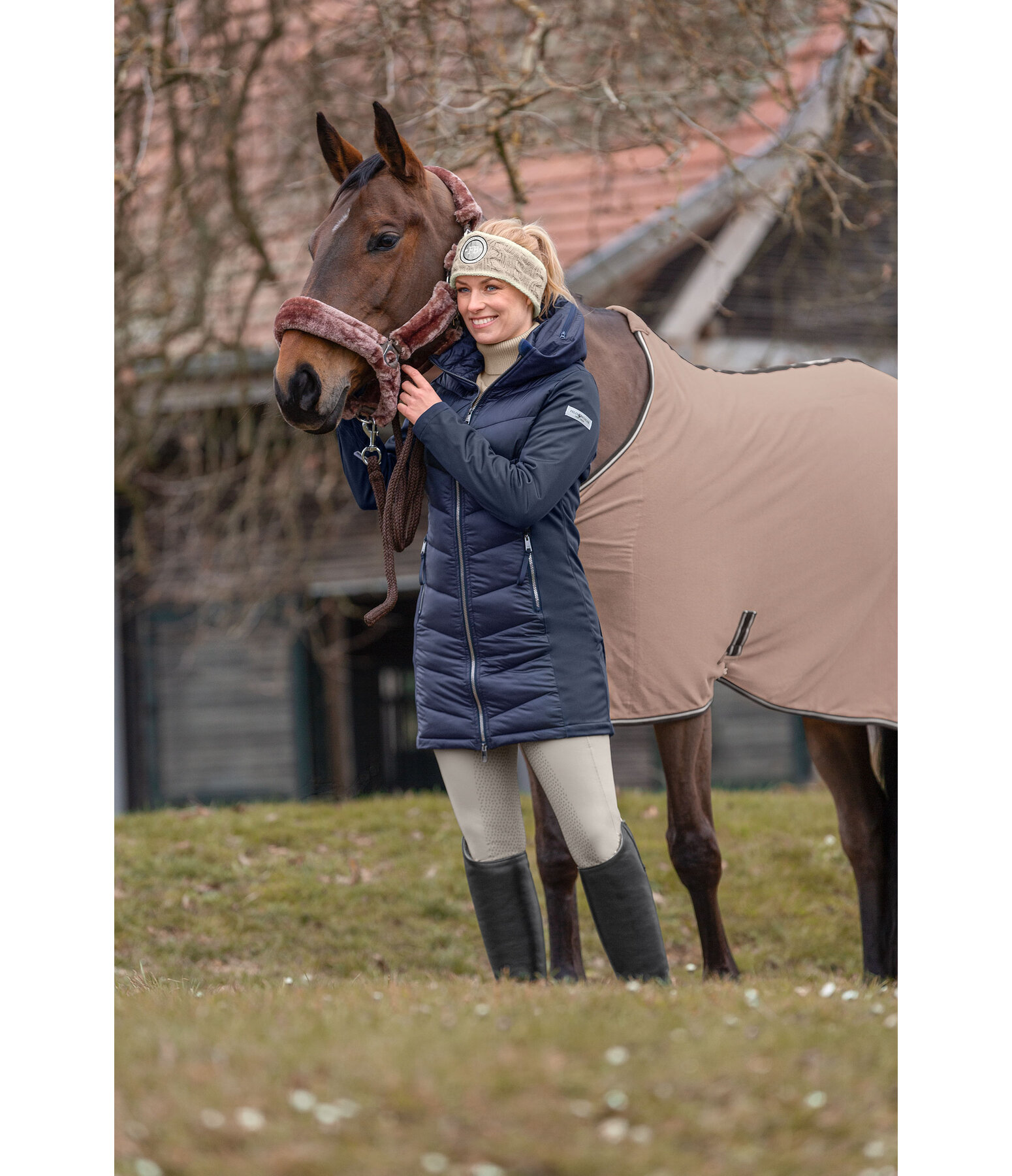 Cappotto da equitazione combinato softshell con cappuccio Charlotte