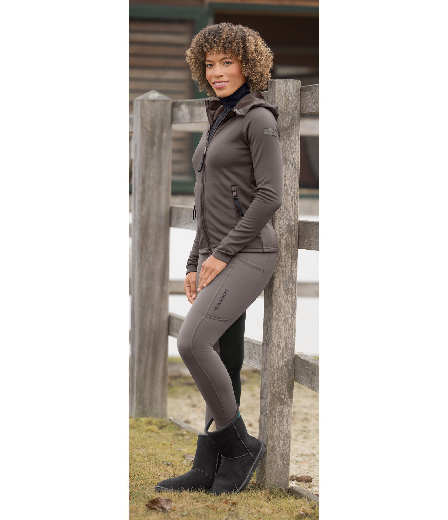 Felpa Performance Stretch con cappuccio Carin