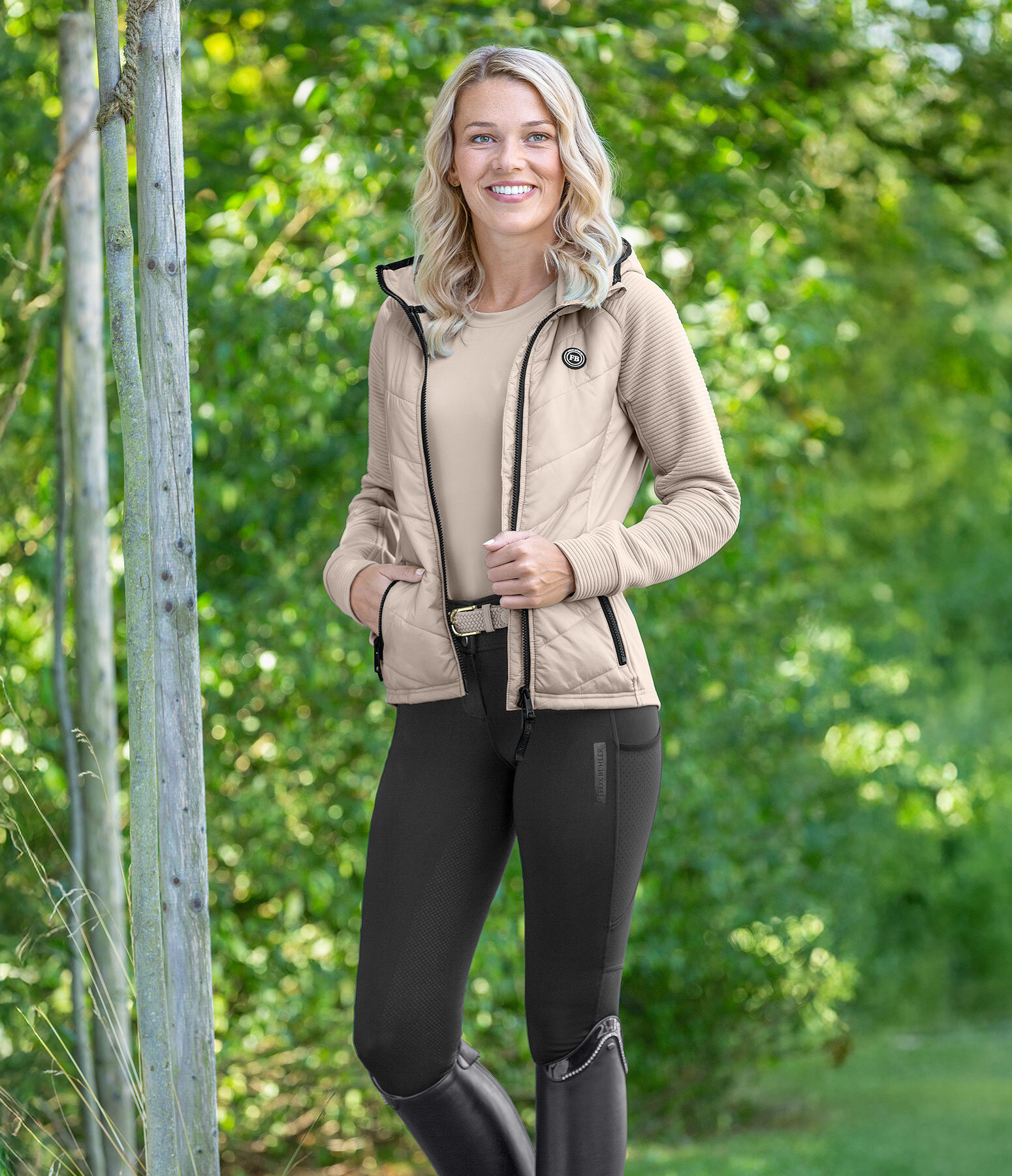 Outfit da donna Lene in champagne
