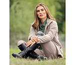 Outfit da donna Inga in champagne