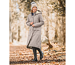 Outfit da donna Paris in taupe