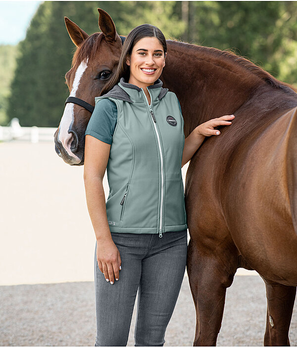 Outfit western Livia in glacier-green