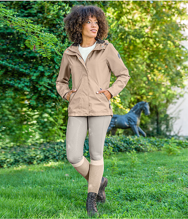 Outfit Klara in beige
