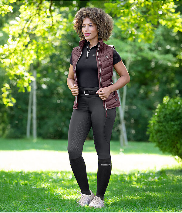 Outfit da donna Nele in mogano