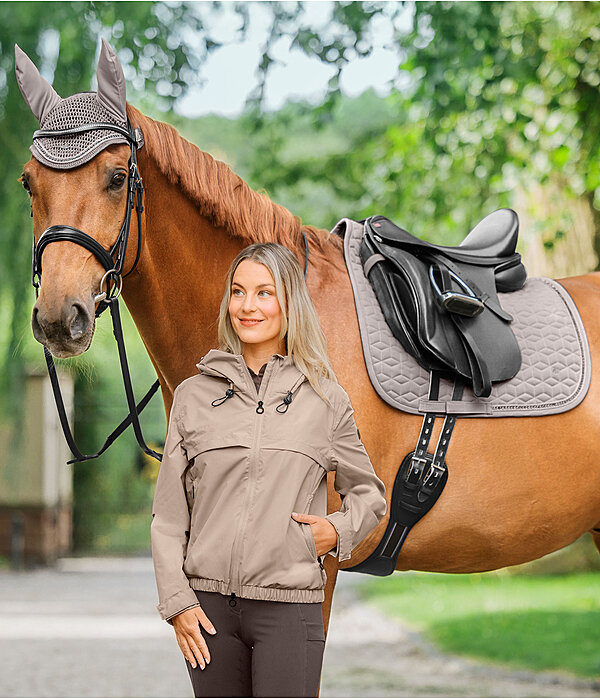 Outfit da donna Mabel in beige