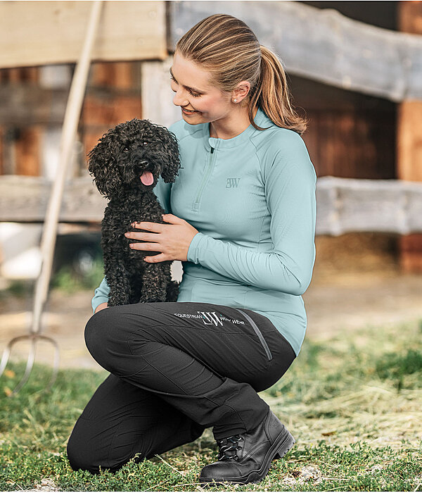 Outfit da donna con maglia funzionale a maniche lunghe in light-mint