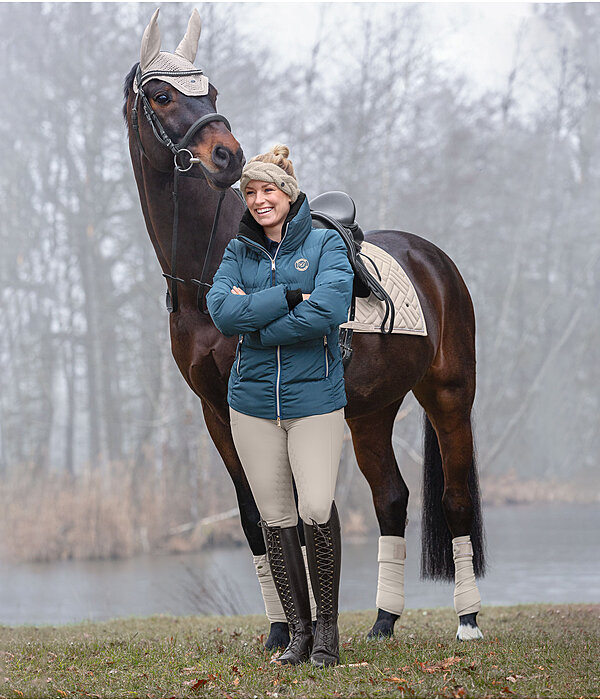 Outfit da donna Hanne in petrol