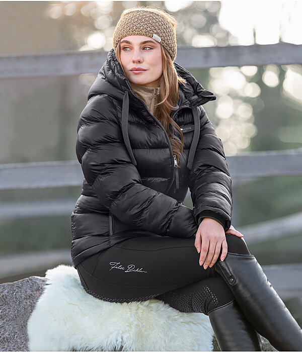 Outfit da donna Carolin in nero