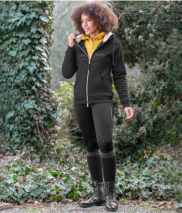 Outfit da donna Leele in nero