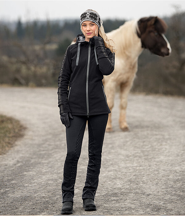 Outfit islandese Viska in nero