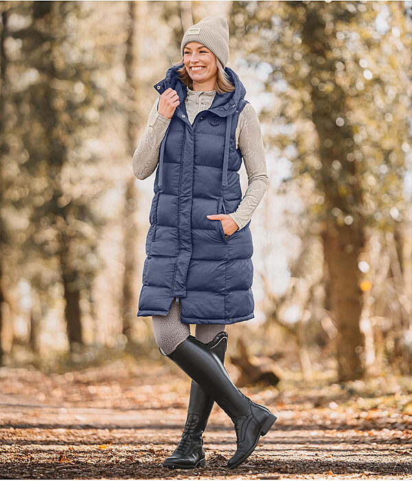 Outfit da donna Clara in dusty-sky
