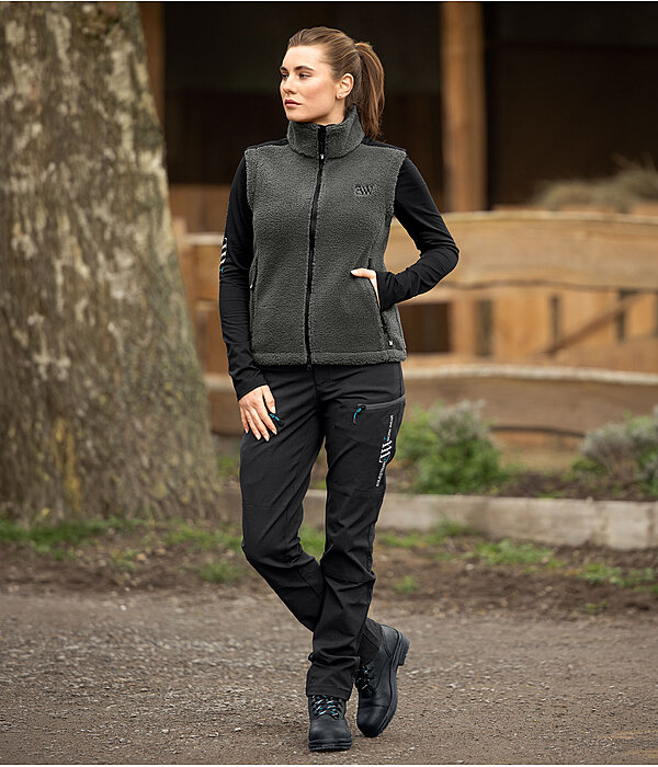 Outfit da donna con gilet Sherpa