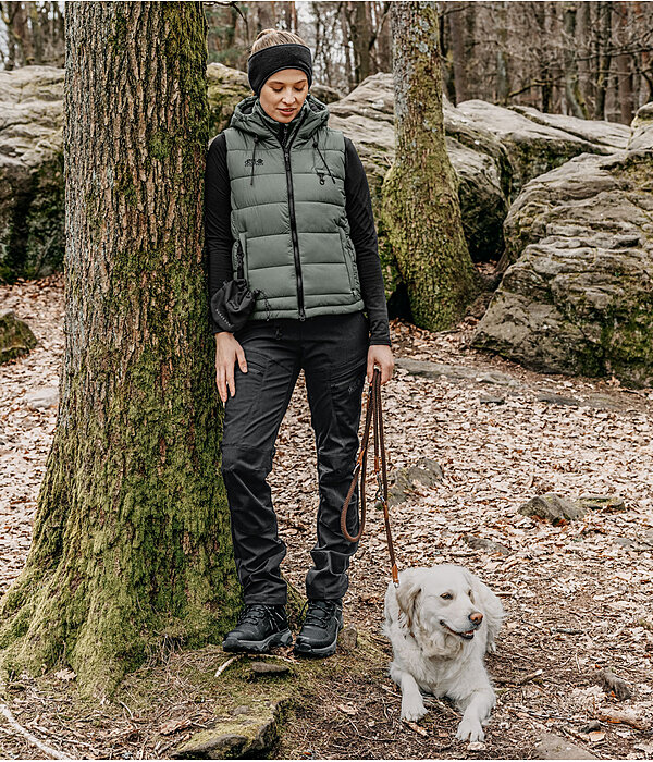 Outfit Elowen II in forest